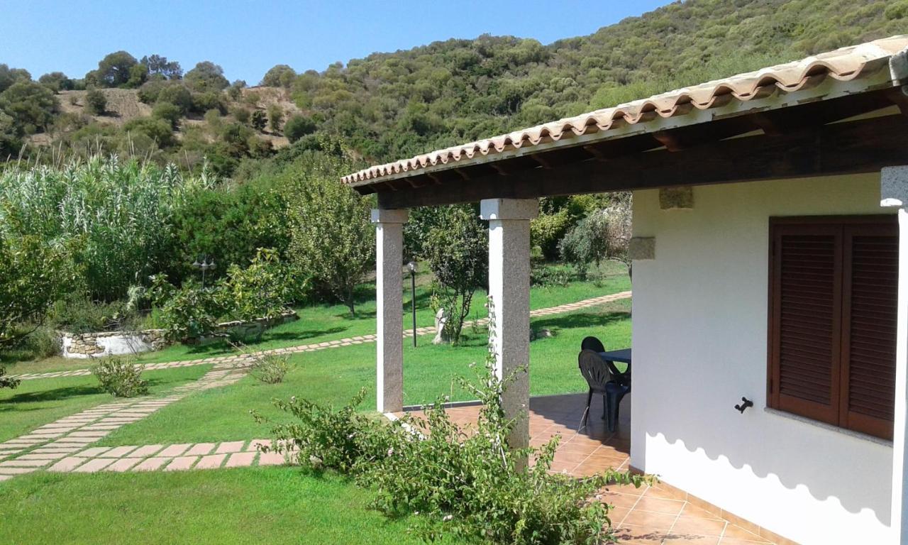 Hotel Lu Baroni Budoni Exterior foto